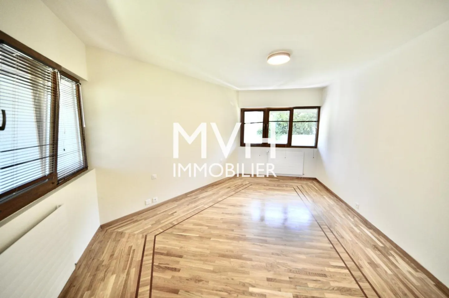 Villa d'Architecte avec Piscine - Photo 6 sur 9