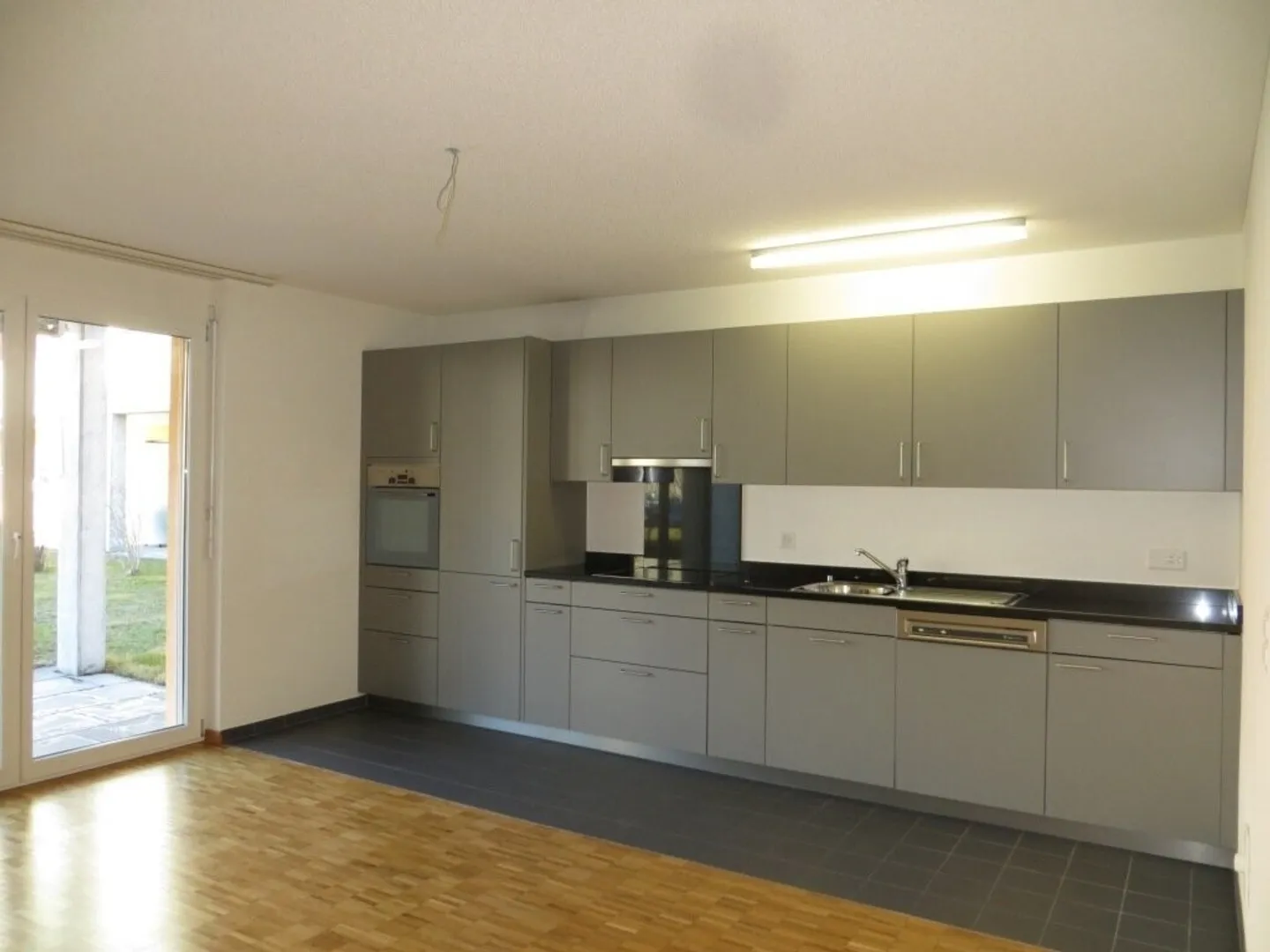 Visit - Move In - Feel Good - Photo 4 of 6