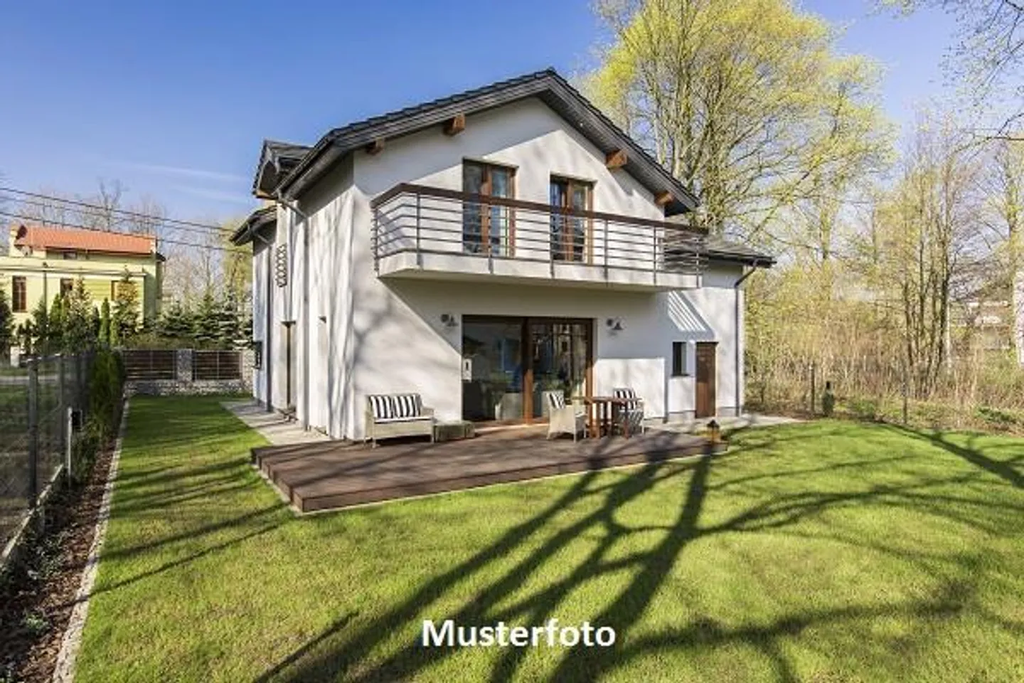 Casa singola in affitto - Foto 1 di 13
