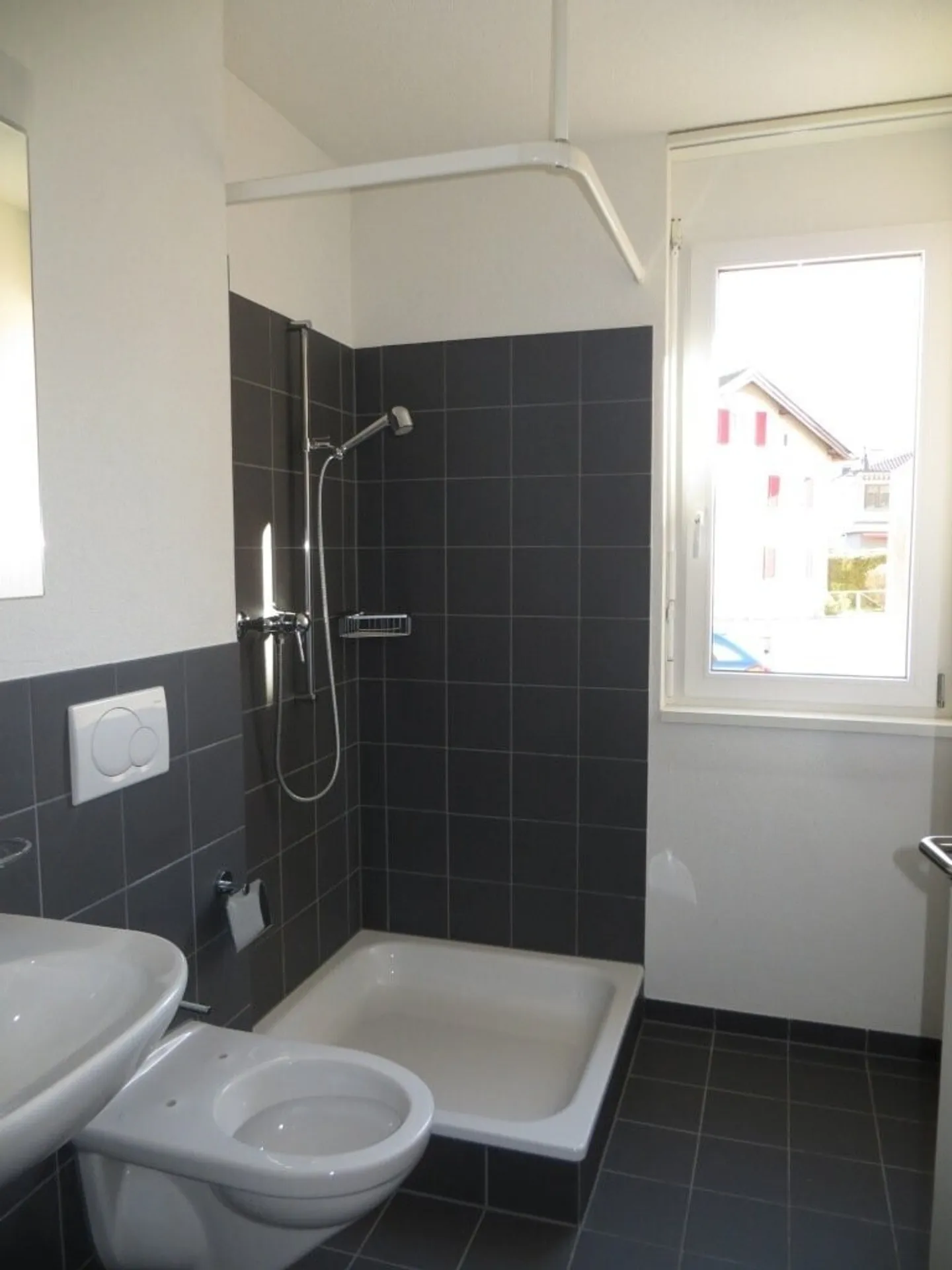 Visit - Move In - Feel Good - Photo 5 of 6