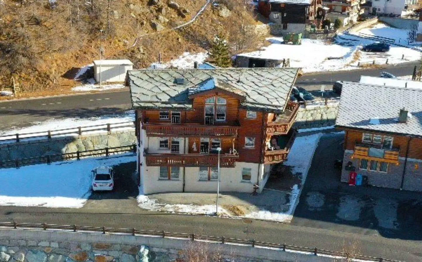 Saas-Almagell - 4 Chambres à 100 m - Photo 1 sur 11