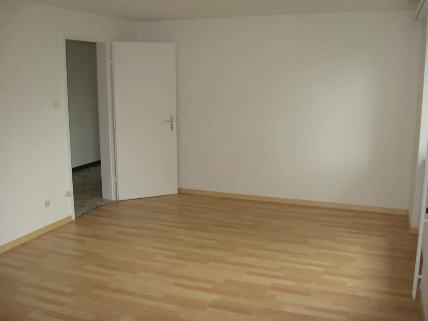 Vicino a Spisertor, grande appartamento di 2,5 stanze - Foto 4 di 11