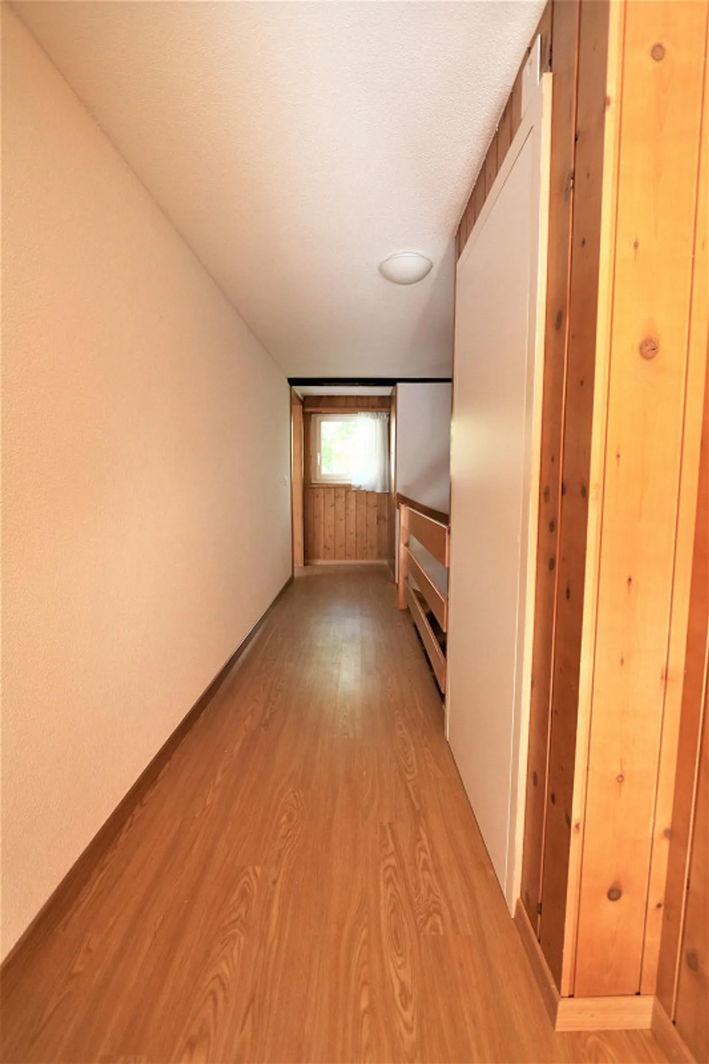 Vivre au coeur de Mollis - Photo 10 sur 14