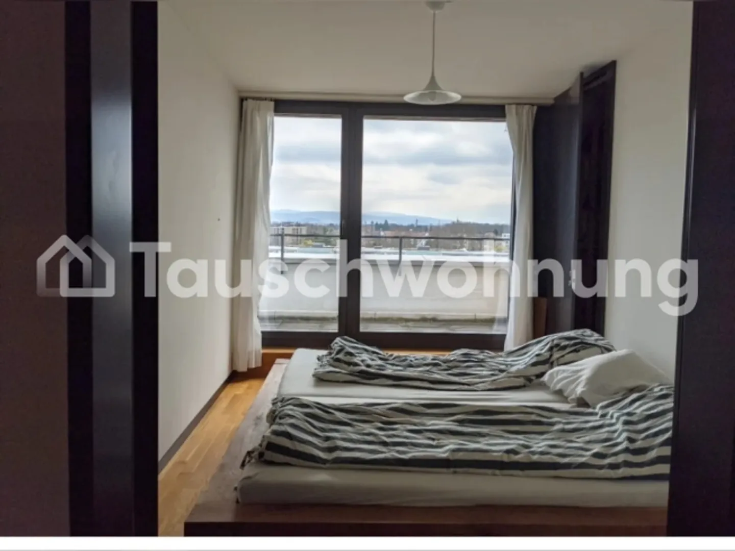 4.5 Room flat with a gorgeous terrace - Photo 2 of 3