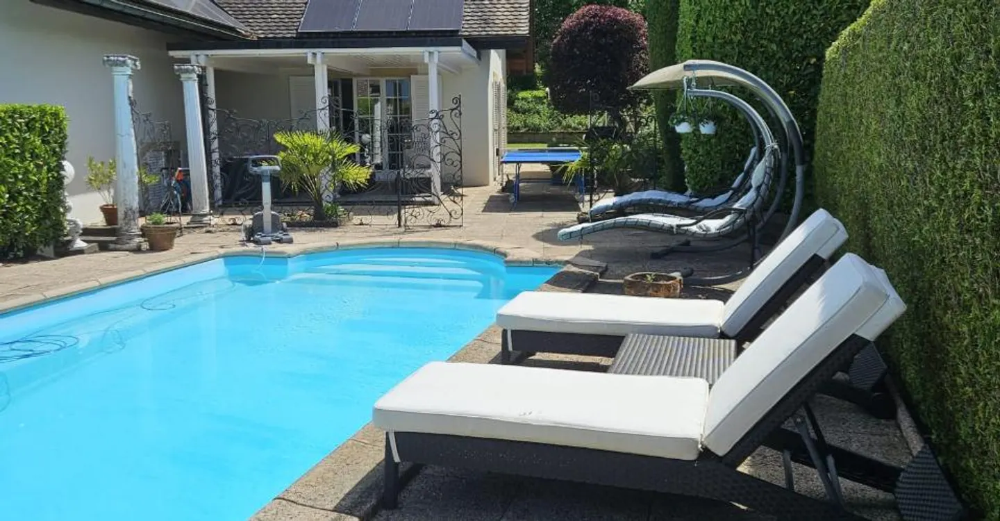 Villa with pool - near Yverdon - Photo 2 of 14