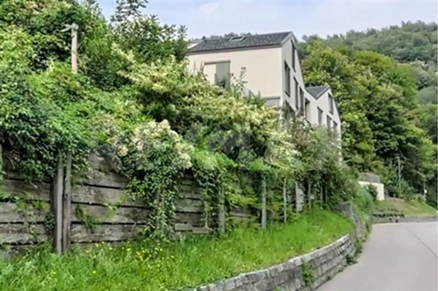 4.5 Room apartment - Photo 1 of 10