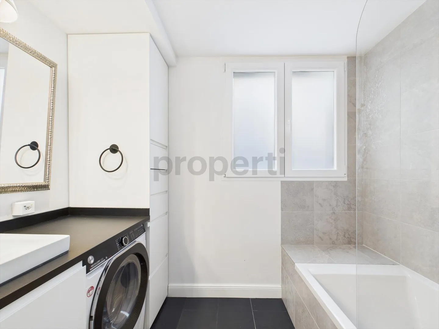 Garantierter Herzschmerz! Renovierte 4,5 Zimmer, nahe Bahnhof und Schulen - Foto 11 von 13