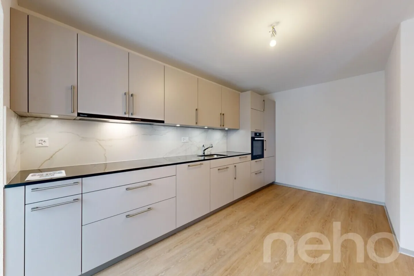 Magnifique appartement neuf de 3.5p et 107m2 dans immeuble historique! - Photo 7 sur 13