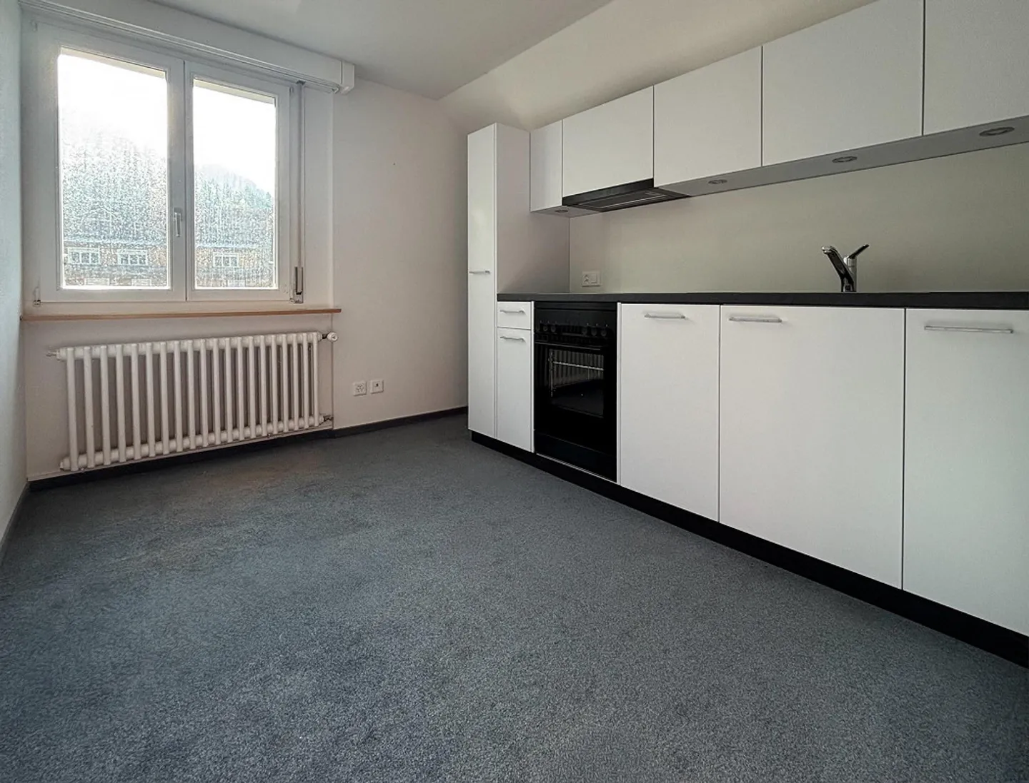 Appartement spacieux de 3 pièces au bord du lac Ägeri avec charme et vue sur le lac - Photo 4 sur 19