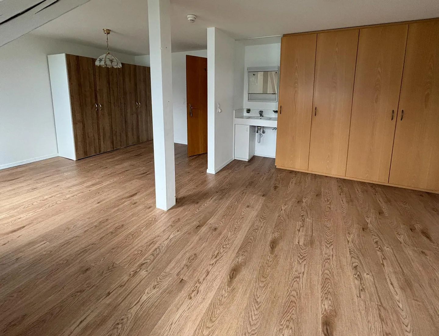 Appartement spacieux de 3 pièces au bord du lac Ägeri avec charme et vue sur le lac - Photo 15 sur 19