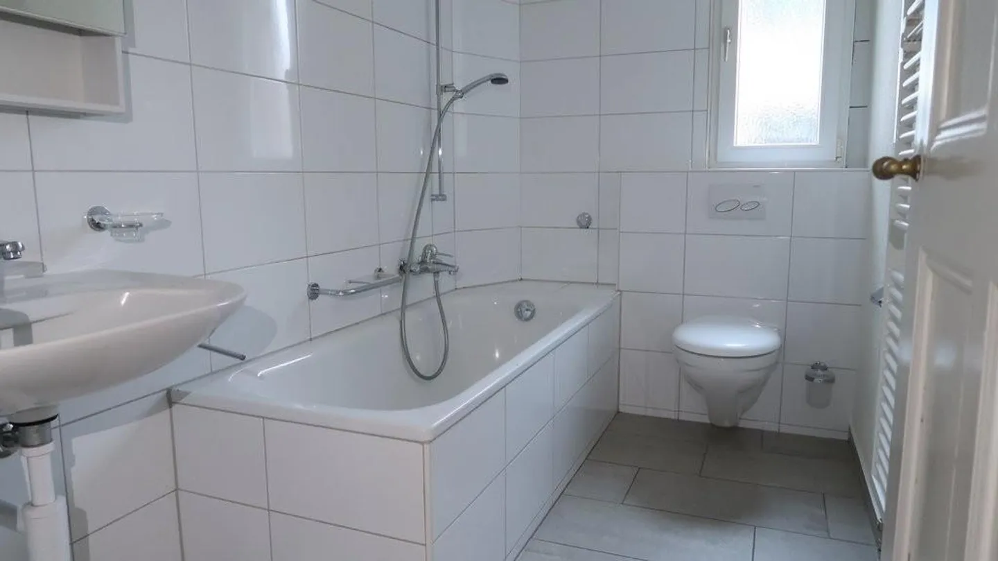 Incantevole appartamento di 4 stanze nella Länggasse - Foto 3 di 7