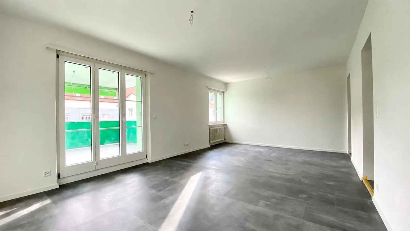 Moderne 3.5-Zimmer-Wohnung mit Balkon - Foto 7 von 7