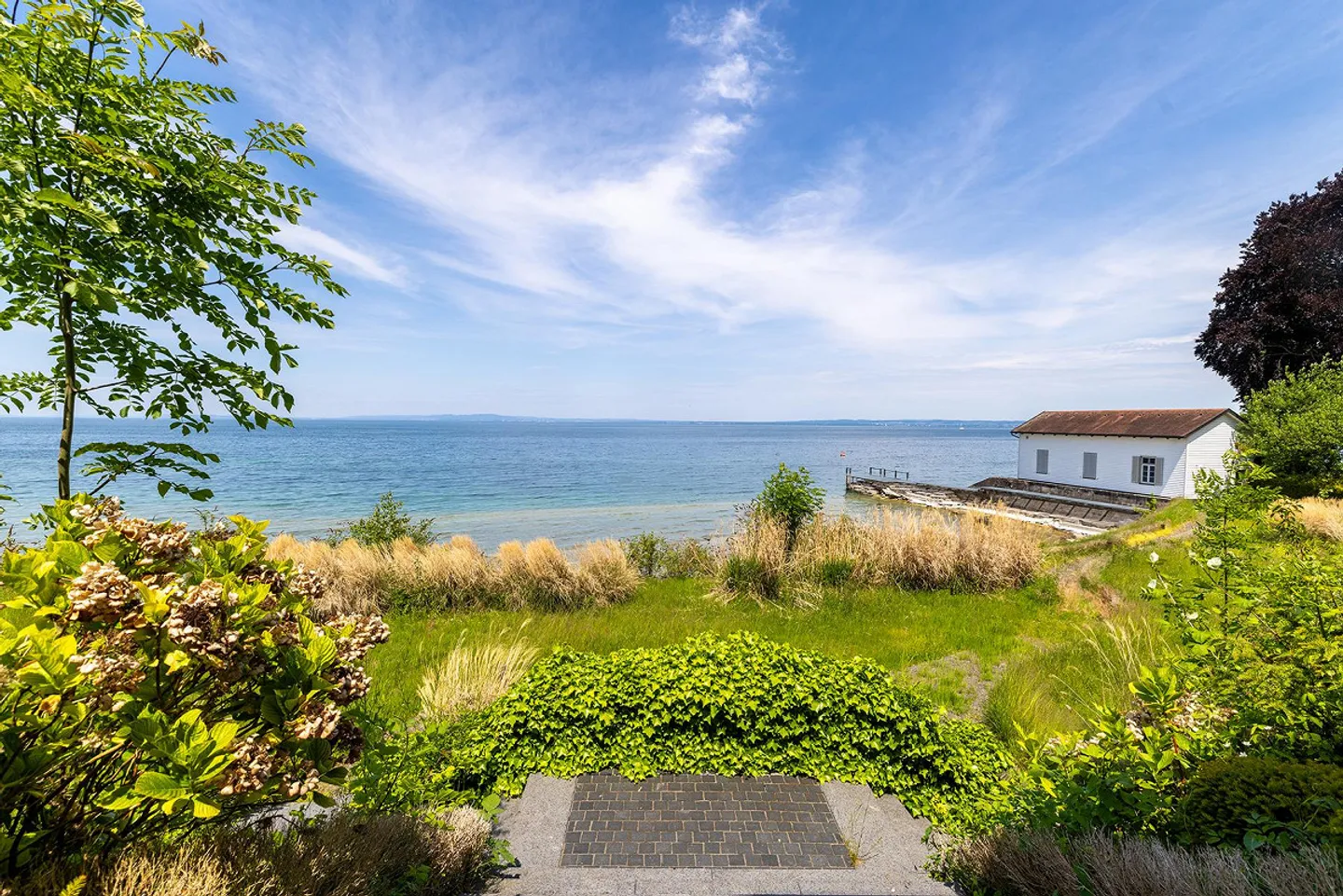 Villa in stile Liberty esclusiva con rimessaggio privato direttamente sul Lago di Costanza - Foto 4 di 13