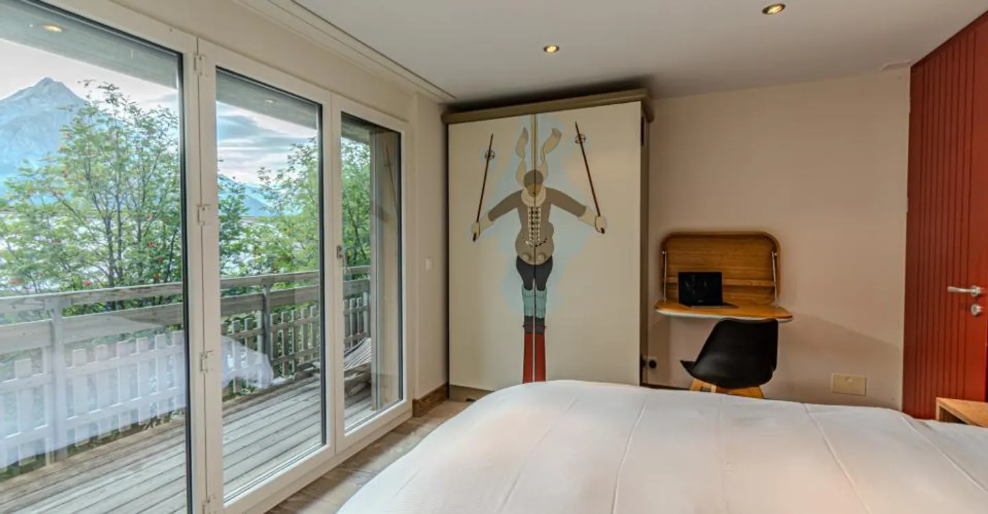 Exclusive Alpine chalet for sale in snow-secure Saas-Fee - Photo 15 of 16