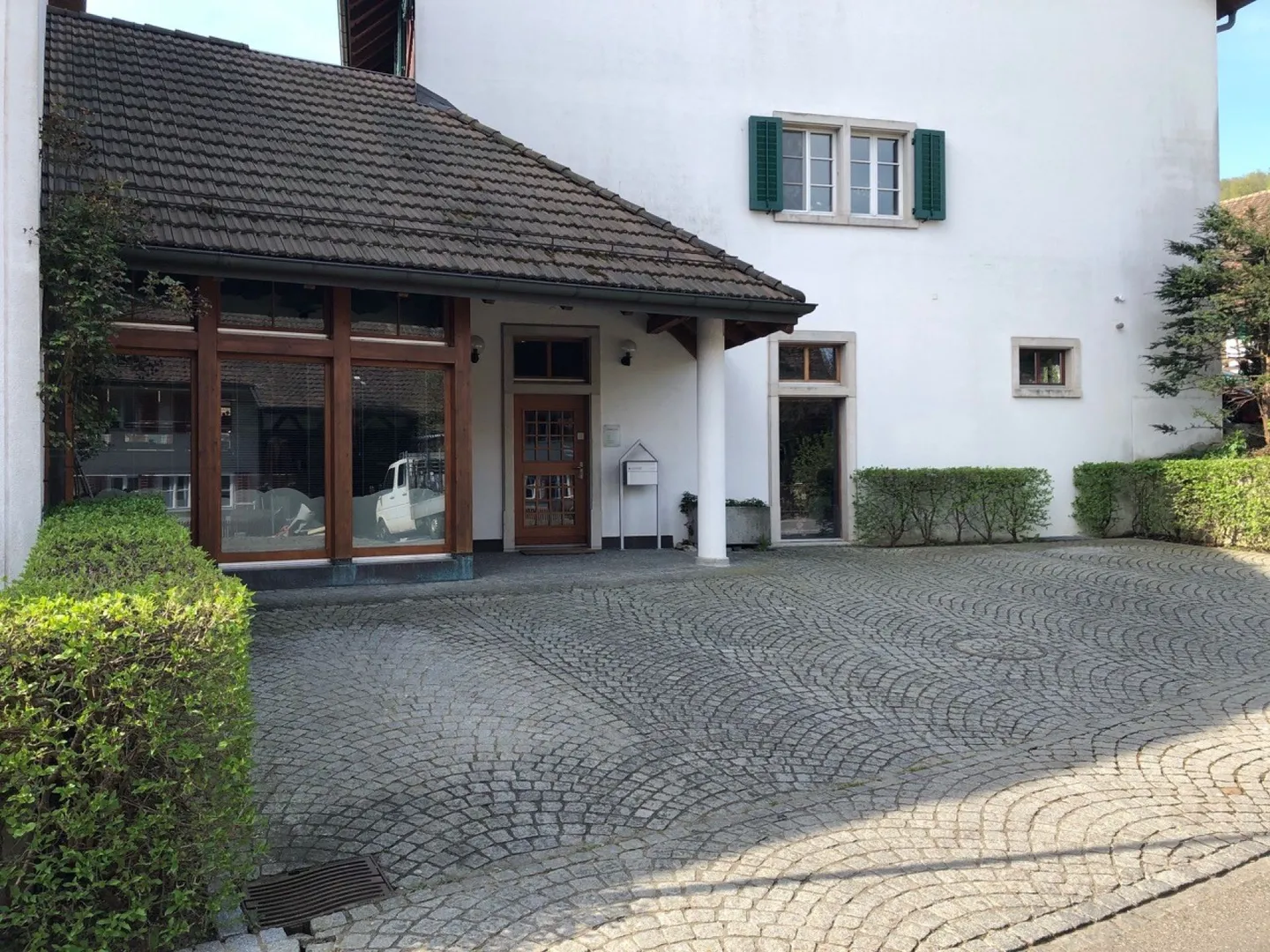 Posto auto in ottima posizione a Killwangen - Foto 2 di 2
