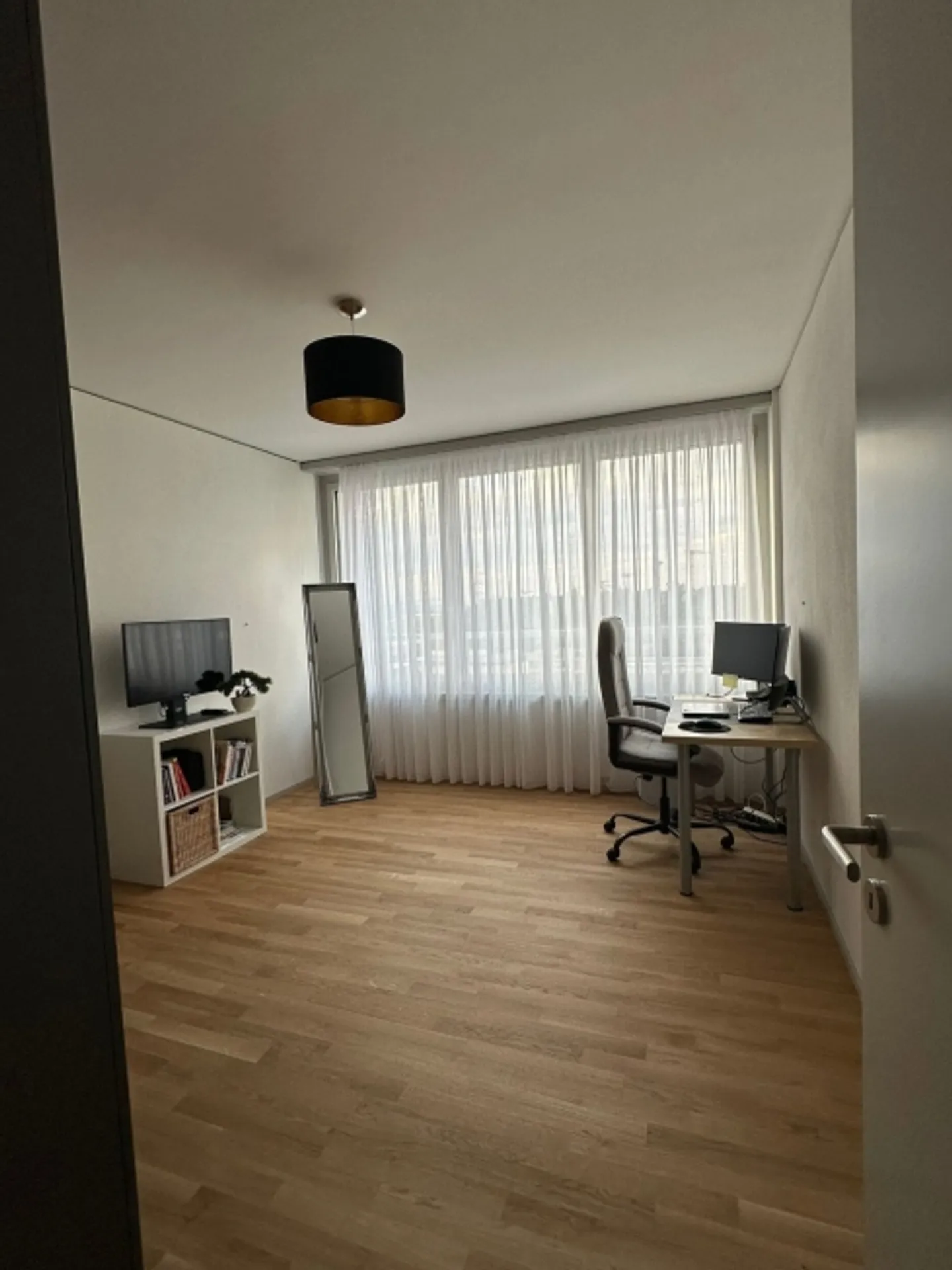 «3½ ZI-WOHNUNG IN CHAM (ZG), MÖBLIERT, TEMPORÄR» - Foto 4 von 10