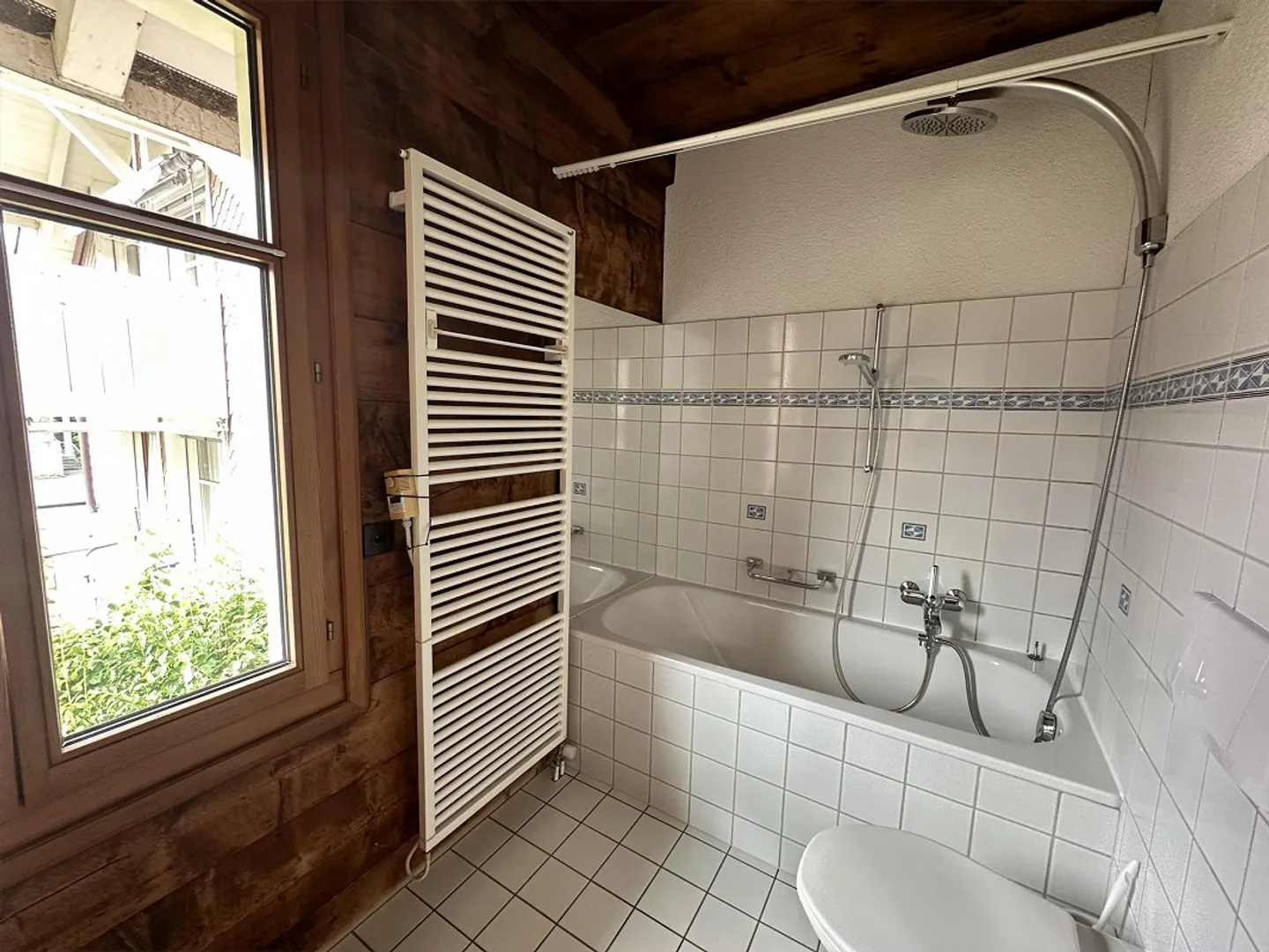 Appartement en duplex de 2,5 pièces situé au calme avec terrasse - Photo 7 sur 9