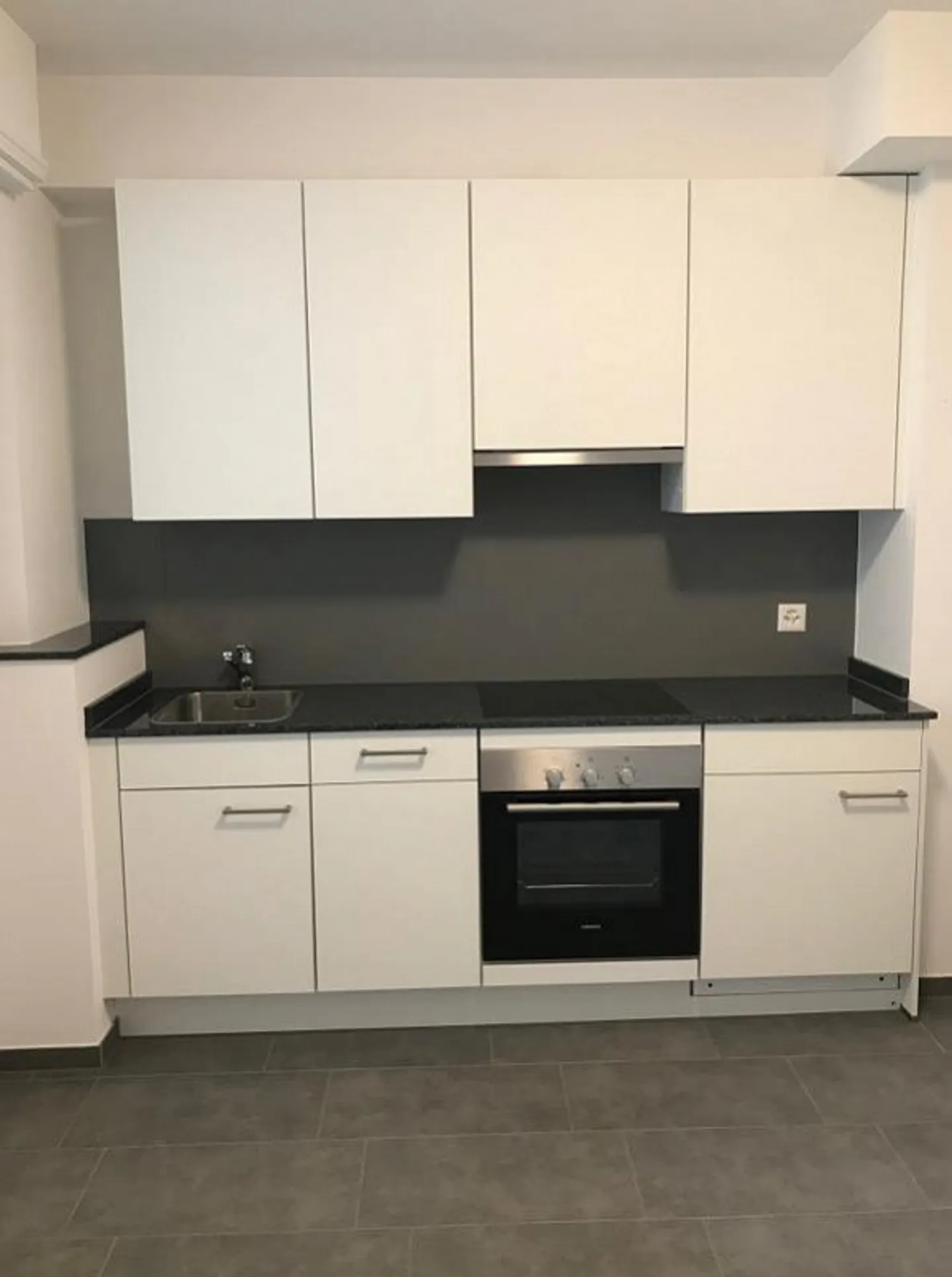 Appartement spacieux et équipé de 2 pièces - Photo 4 sur 7