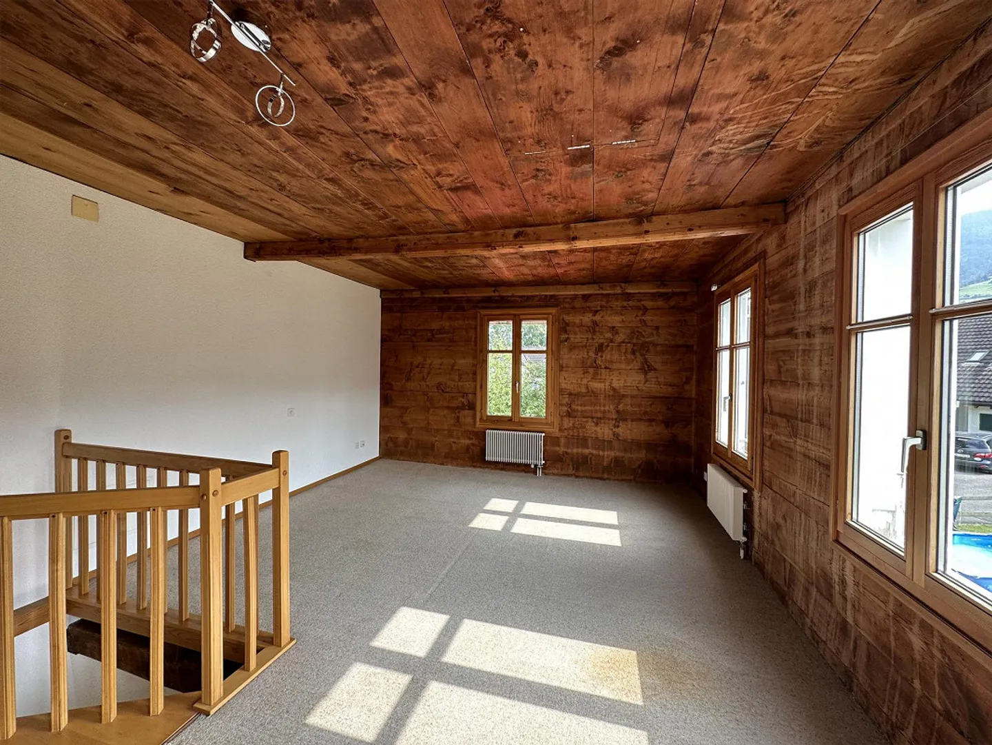 Appartement en duplex de 2,5 pièces situé au calme avec terrasse - Photo 5 sur 9