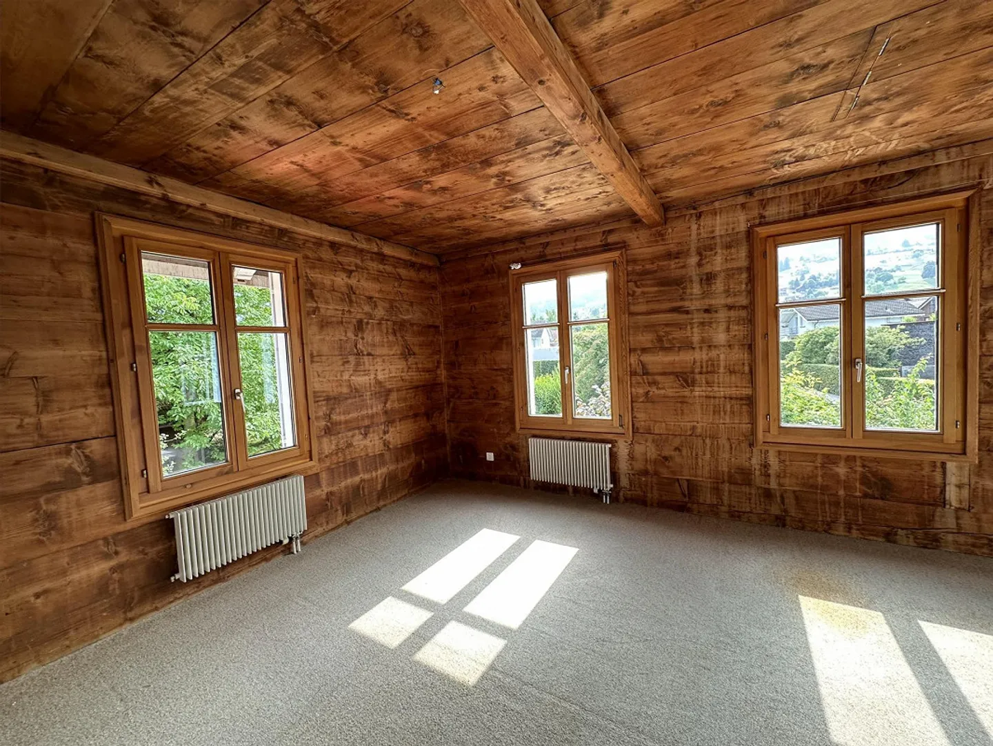 Appartement en duplex de 2,5 pièces situé au calme avec terrasse - Photo 6 sur 9