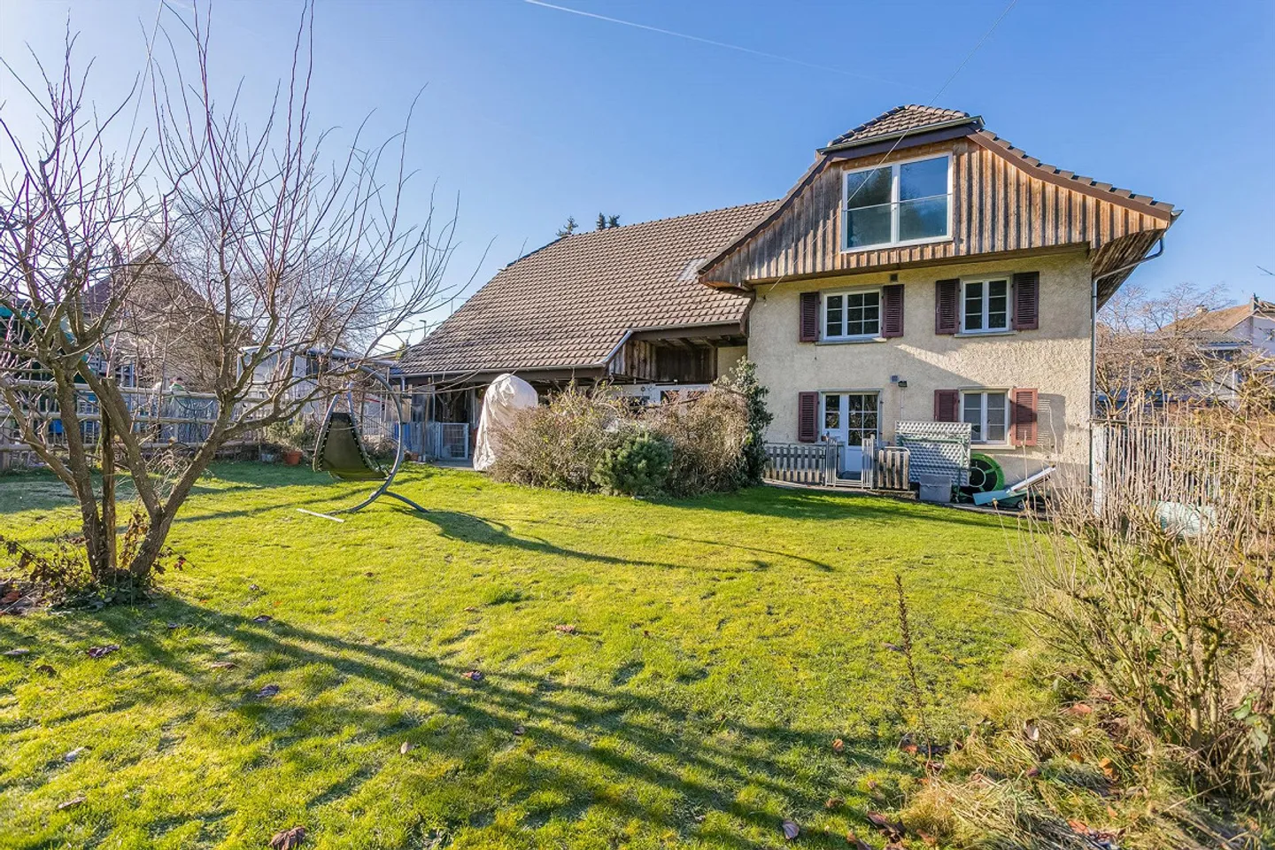 Idyllic property with two residential units - Photo 1 of 9