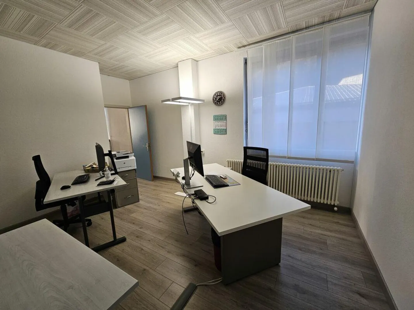 Losone : Bâtiment commercial intéressant dans une zone d'activités de production et de services à louer - Photo 16 sur 18