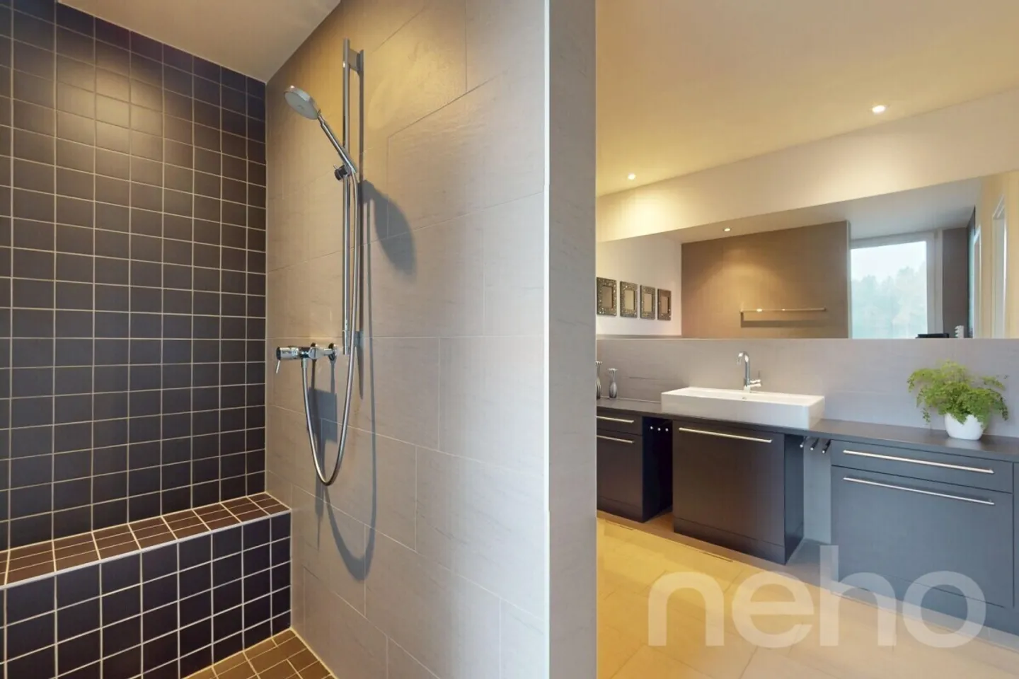 Spacious Semi-Detached Family House with Dreamlike View - Photo 10 of 13