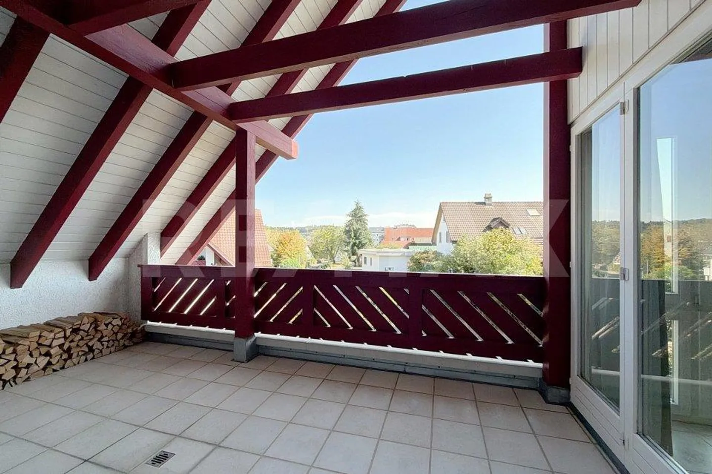 Charming Penthouse with Castle View - Photo 11 of 13