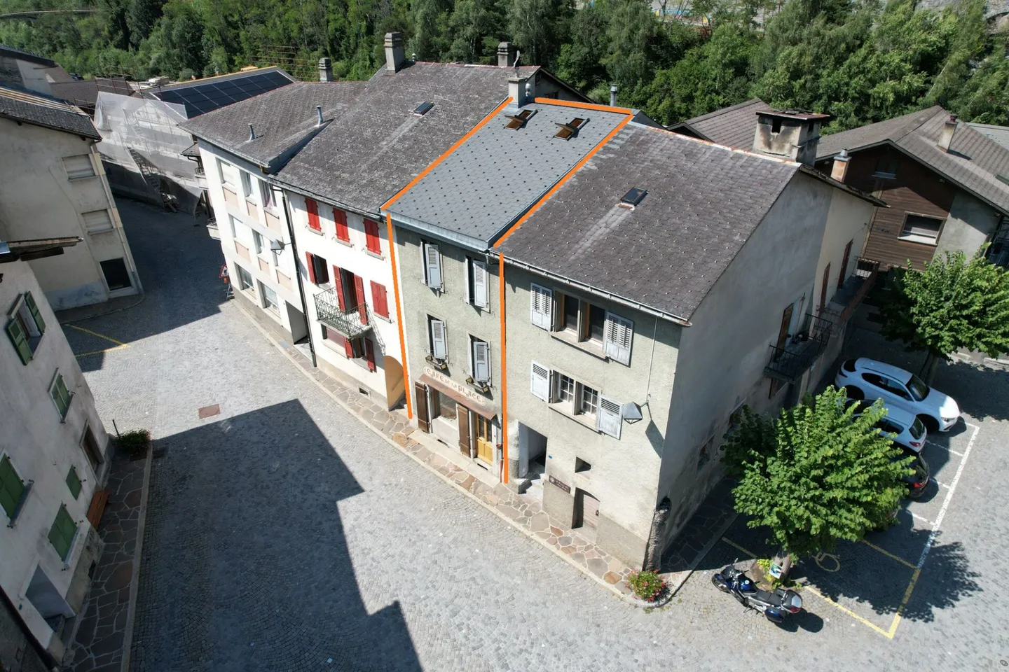 Casa di villaggio semplice - Foto 14 di 14