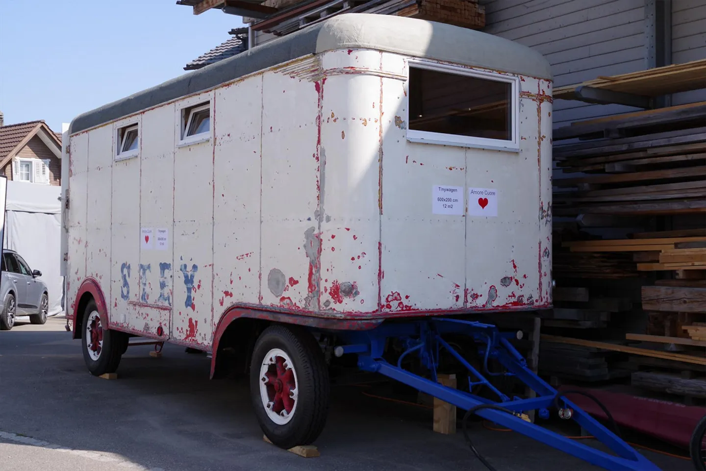 Tinywagen Zirkuswagen inkl. Stellplatz mit top Aussicht - Foto 1 von 16