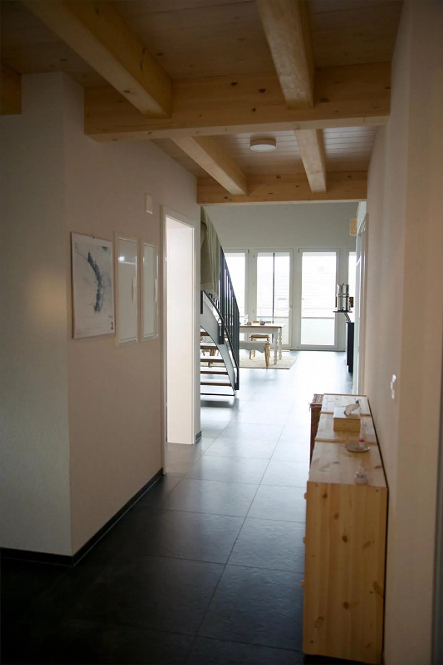 Moderne 5-Zimmer-Duplex-Wohnung mit Balkon und Weitsicht - Foto 1 di 13