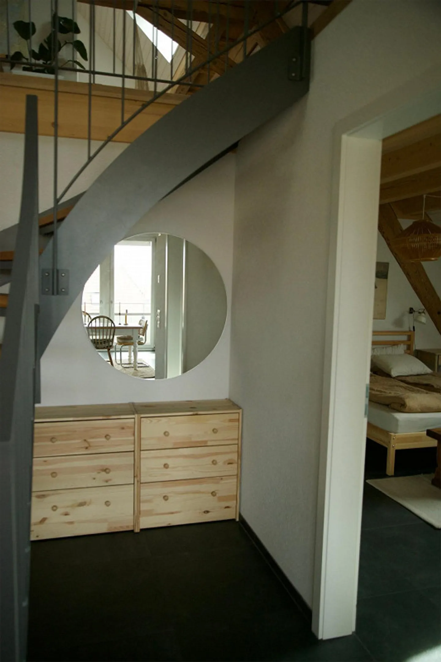 Moderne 5-Zimmer-Duplex-Wohnung mit Balkon und Weitsicht - Foto 2 di 13