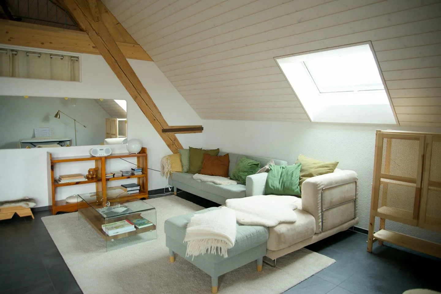 Moderne 5-Zimmer-Duplex-Wohnung mit Balkon und Weitsicht - Foto 6 di 13