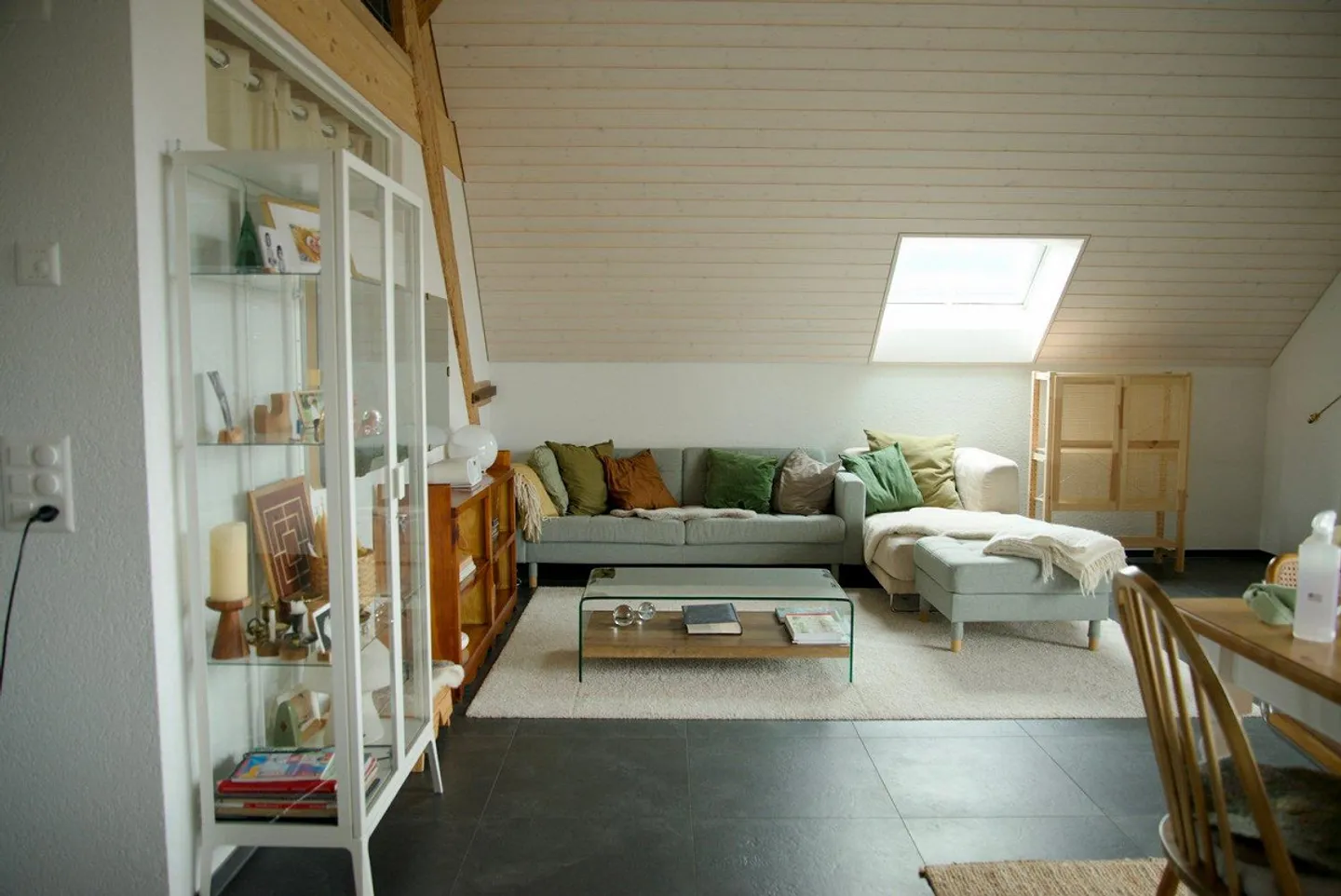 Moderne 5-Zimmer-Duplex-Wohnung mit Balkon und Weitsicht - Foto 7 di 13