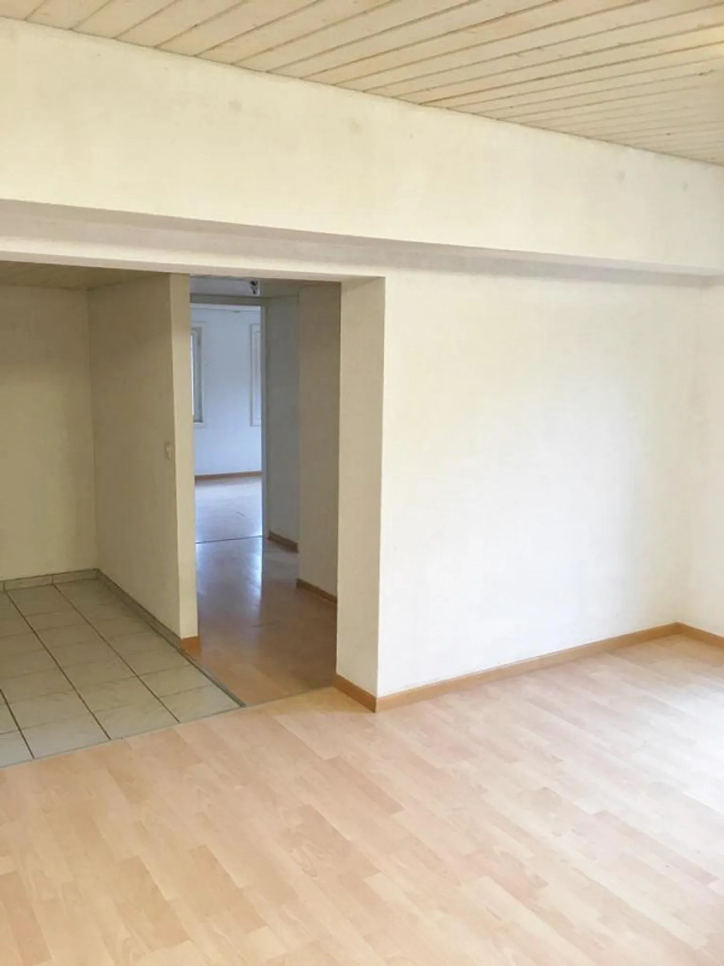 4.5-Zimmer-Wohnung in kleinerer Liegenschaft - Foto 10 von 15