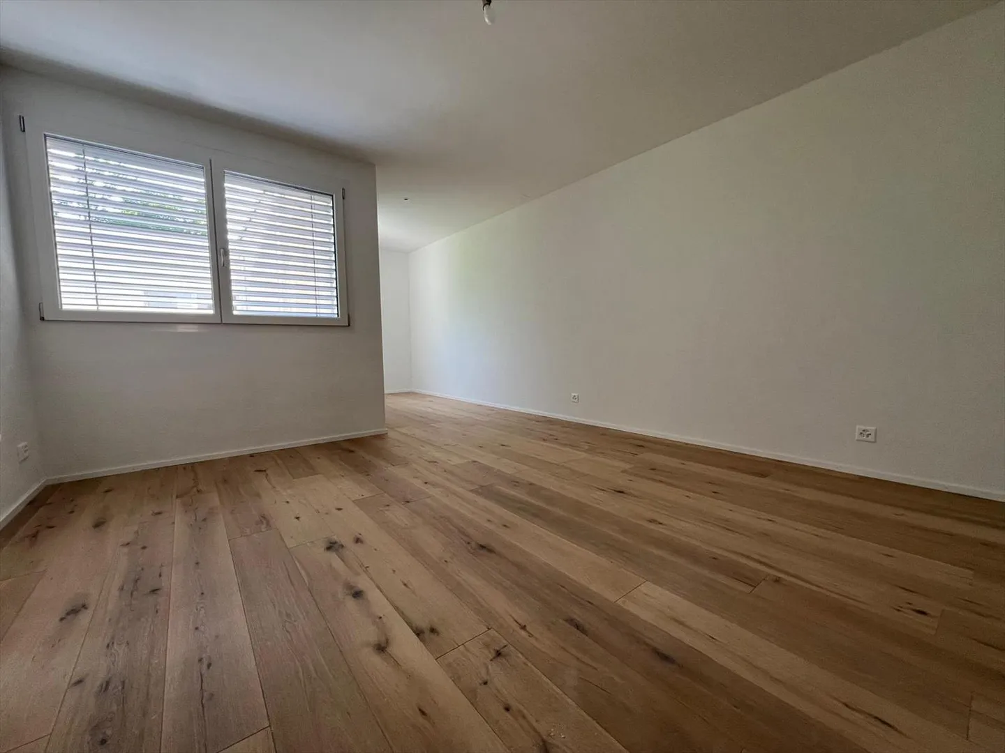 Wunderschöne 4,5-Zimmer-Neubauwohnung im obersten Stock mit herrlichem Blick - Foto 6 von 13
