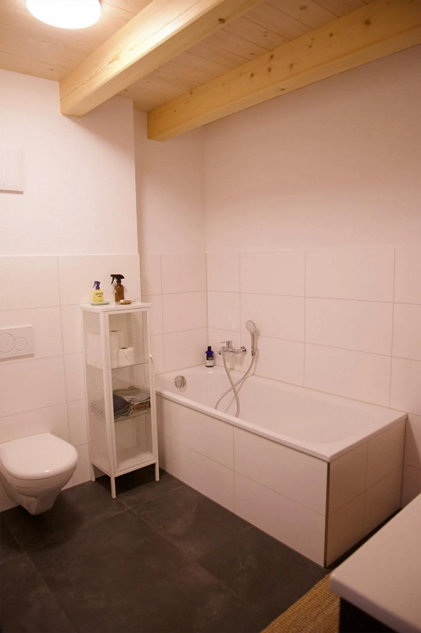 Moderne 5-Zimmer-Duplex-Wohnung mit Balkon und Weitsicht - Foto 8 di 13