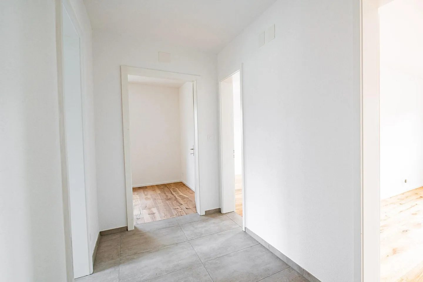 Appartement 3.5 pièces à Neuhausen am Rheinfall - Photo 3 sur 9