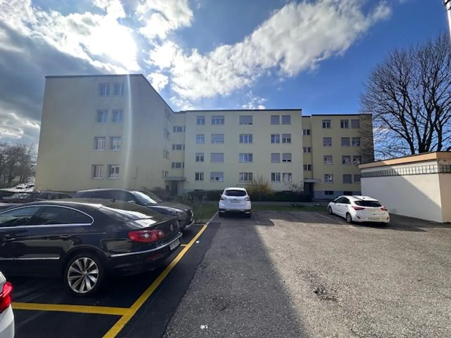 Appartement lumineux de 3,5 pièces dans un endroit calme - Photo 1 sur 1