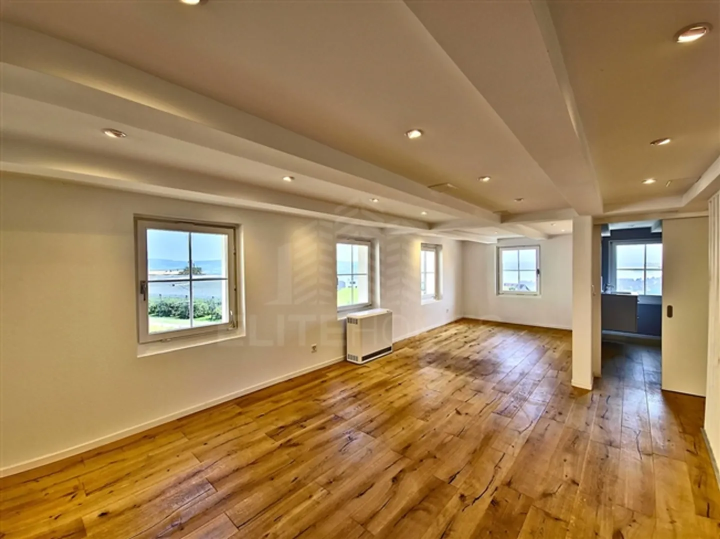 Charming Gem with Unique Lake View - Photo 2 of 6