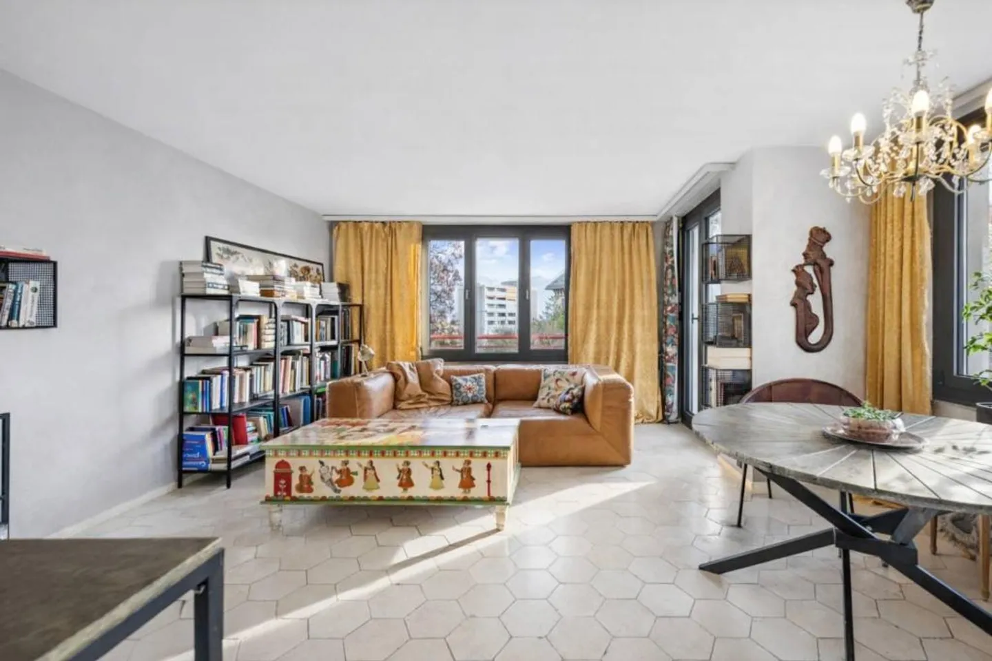 Appartement Charmant avec Balcon - Photo 2 sur 7