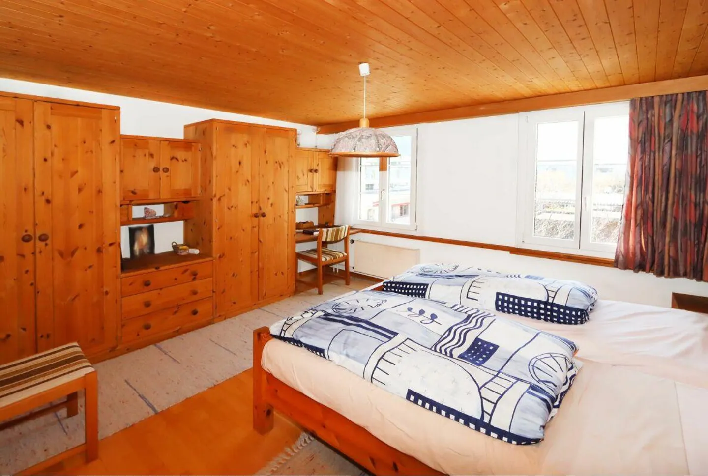 Casa bifamiliare in stile chalet con giardino - Foto 7 di 18