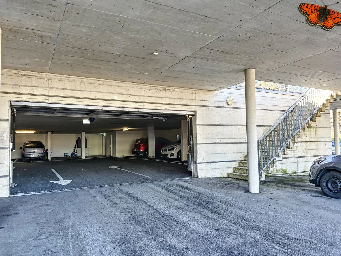 Parcheggio coperto in affitto - Foto 2 di 5