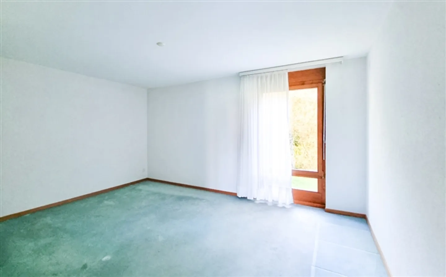 4.5 Zi. Wohnung, ruhige Lage, angrenzend an Landwirtschaftszone - Foto 6 von 11