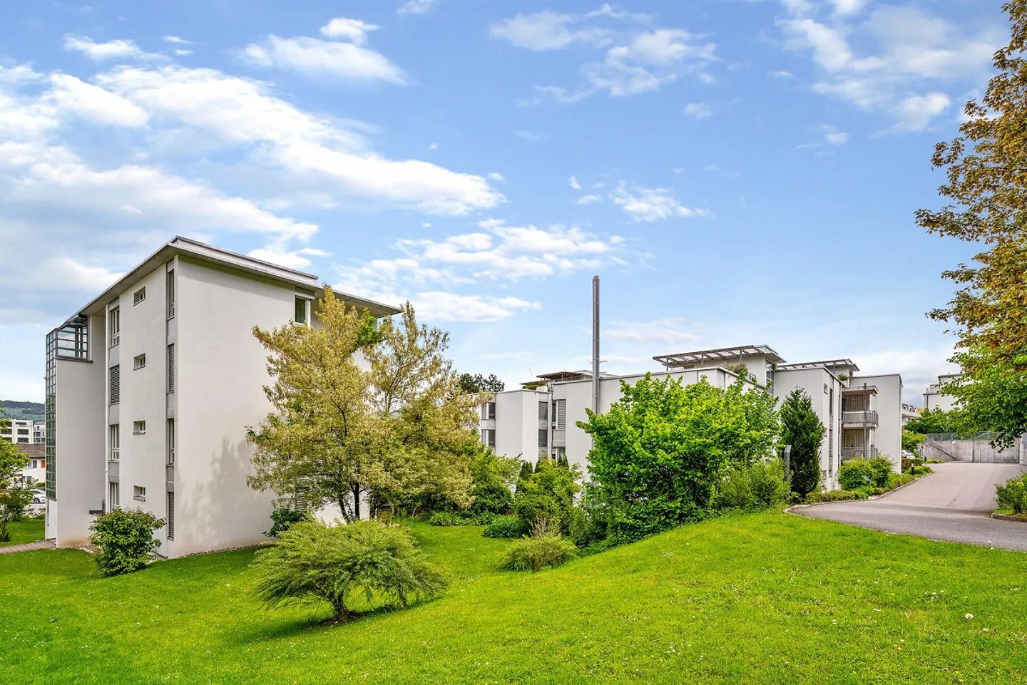 Appartement dans un emplacement privilégié - Photo 2 sur 7