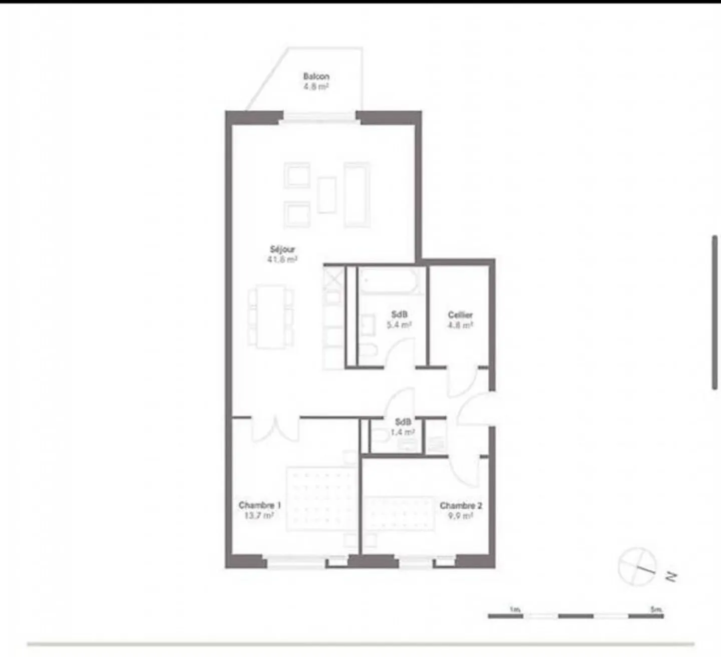 Top-Floor Apartment with Balcony - Photo 13 of 13