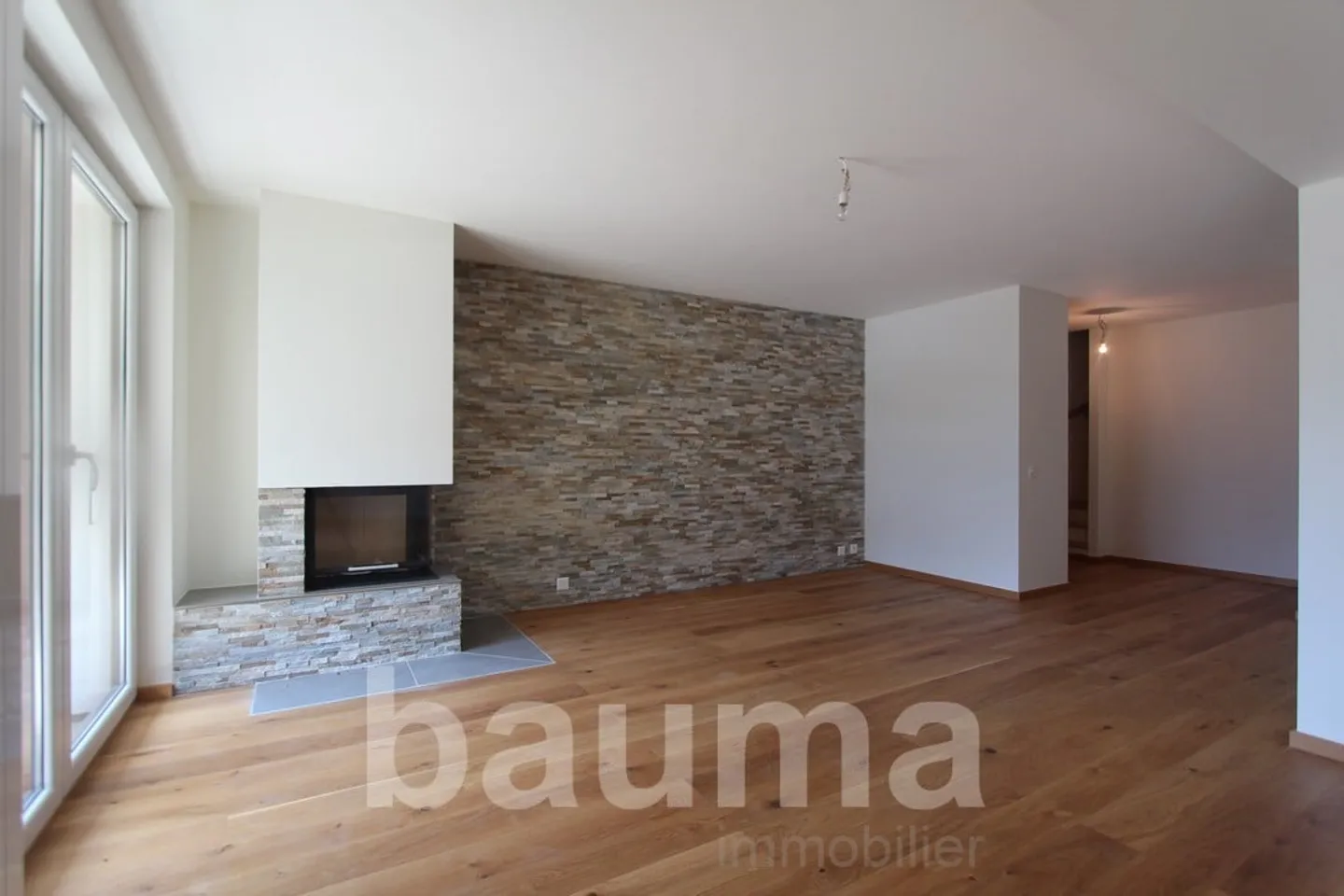 LOTTO 4 - Duplex di 4,5 stanze in mansarda - Foto 2 di 13