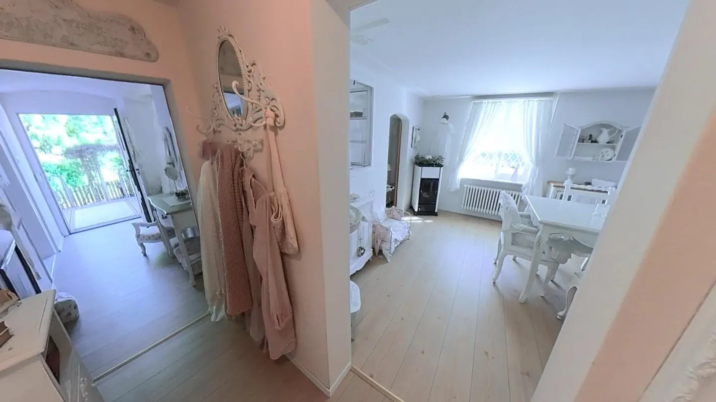 Appartement de jardin en maisonette de 6,5 pièces exclusif - Photo 6 sur 16