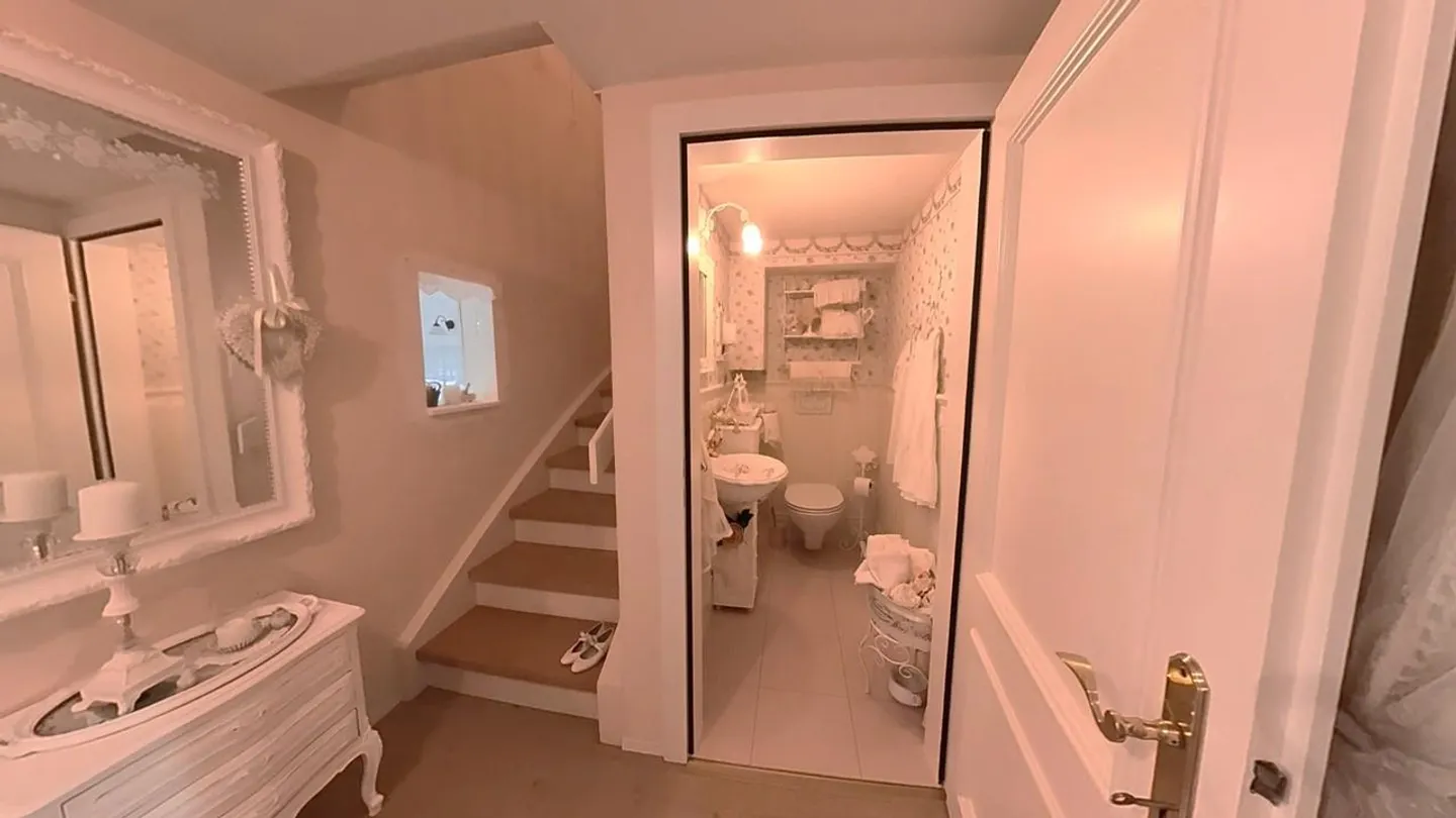 Appartement de jardin en maisonette de 6,5 pièces exclusif - Photo 10 sur 16