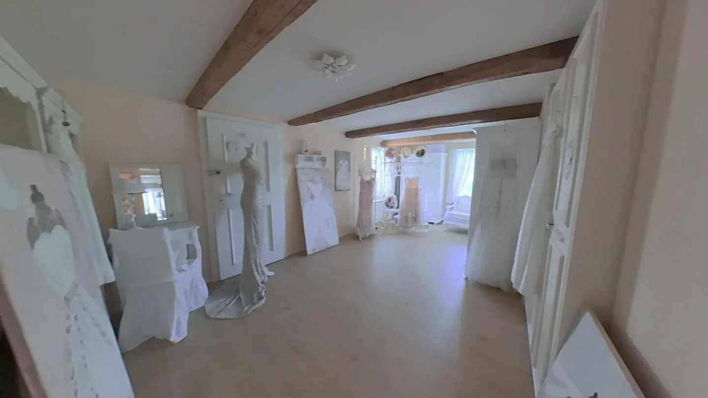 Appartement de jardin en maisonette de 6,5 pièces exclusif - Photo 14 sur 16